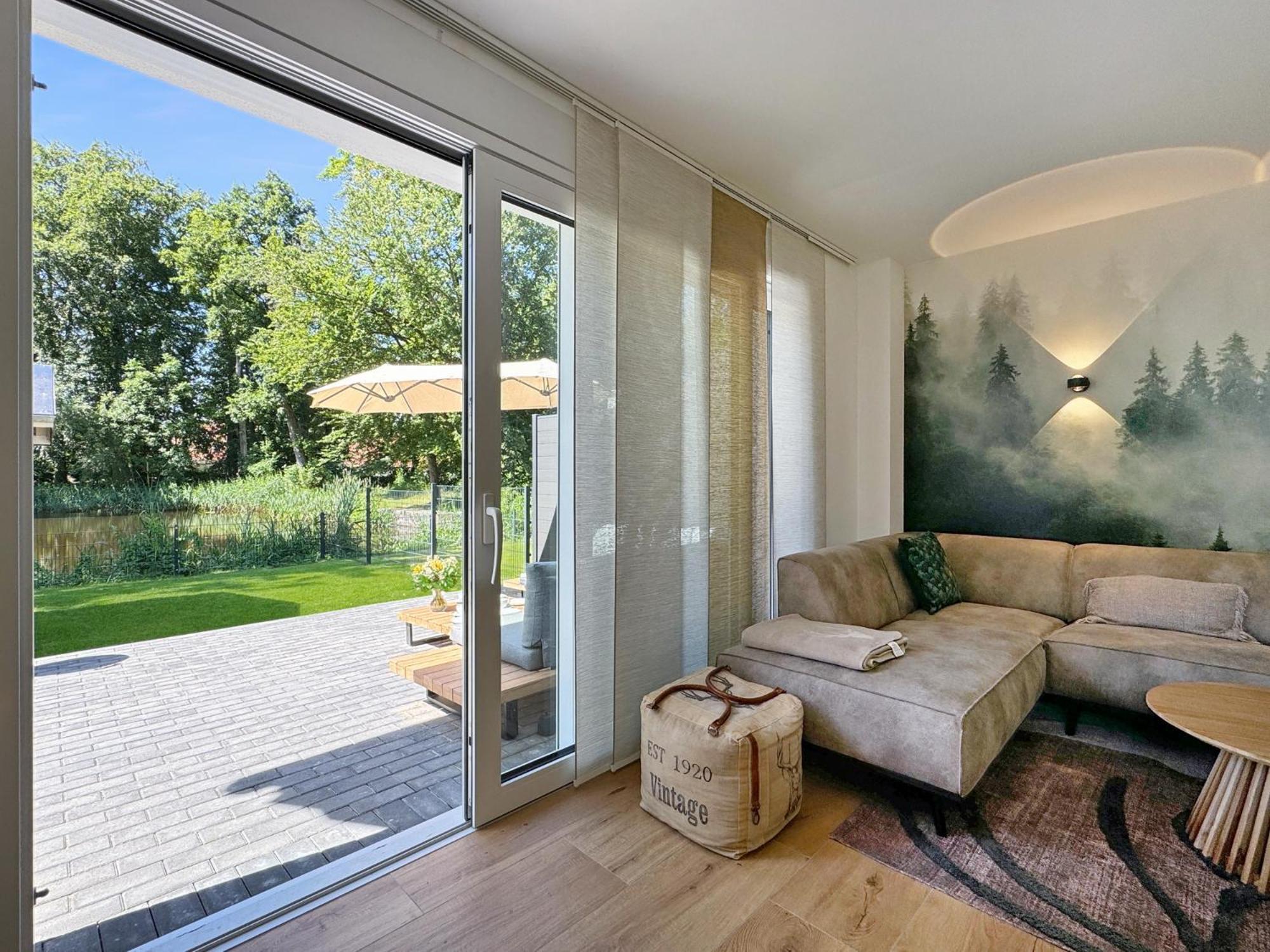Cblue: Seeblick, Kamin, Wallbox, Natur Bentwisch Bagian luar foto